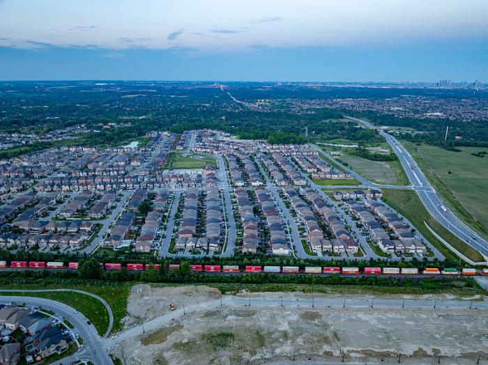 物品图书杂志从中国石家庄选用货船输送到达英国特伦特 物品图书杂志从中国石家庄选用货船输送到达英国特伦特