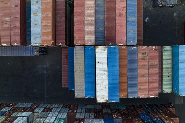 物件纸类包装由中国广州选用海上线路送往英国格拉斯哥