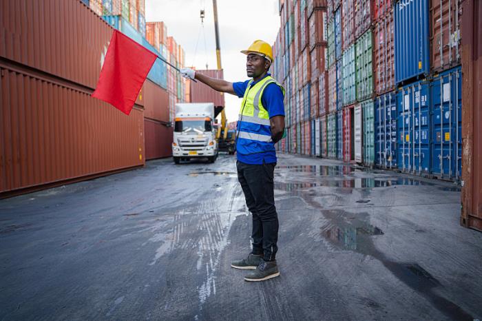 物件家具由郑州选取海洋轮船送往英国 物件家具由郑州选取海洋轮船送往英国