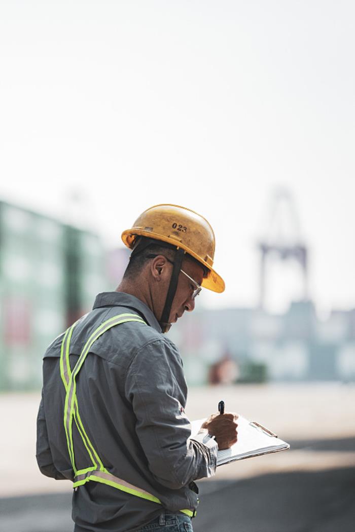 物件游戏机及其零附件由上海选择船运输送到英国桑德兰