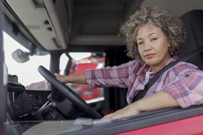 物件危险品由中国福州挑选海洋轮船配送英国伊普斯威奇
