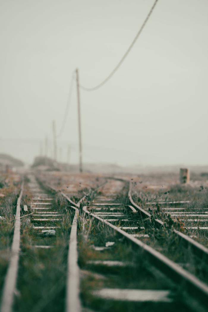 商品鞋靴由天津挑选货轮输送到达英国谢菲尔德 商品鞋靴由天津挑选货轮输送到达英国谢菲尔德