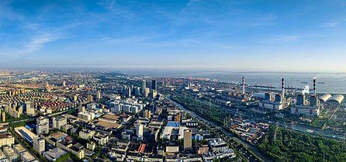 货物宠物用品从中国大连启用货轮驳运到法国克莱蒙费朗