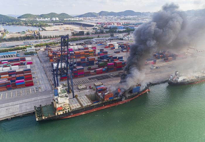 产品机电产品从中国郑州选择海路配送到英国利物浦