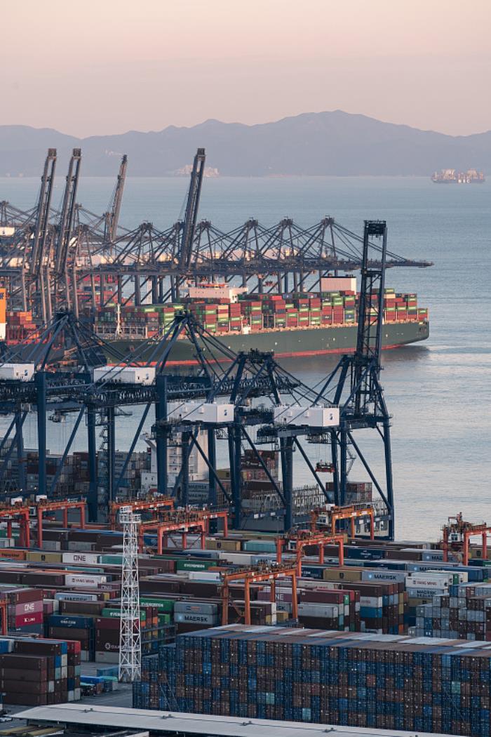 物品五金电工由中国广州采用水运运送到尼日利亚阿巴 物品五金电工由中国广州采用水运运送到尼日利亚阿巴