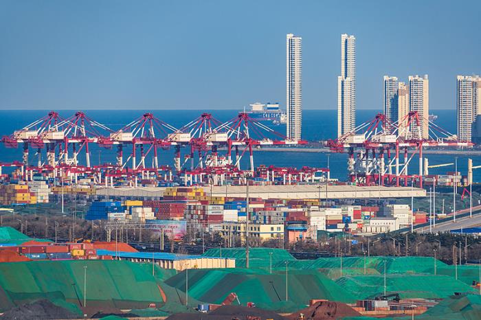物件家庭清洁从中国青岛采取航运驳运到德国柏林