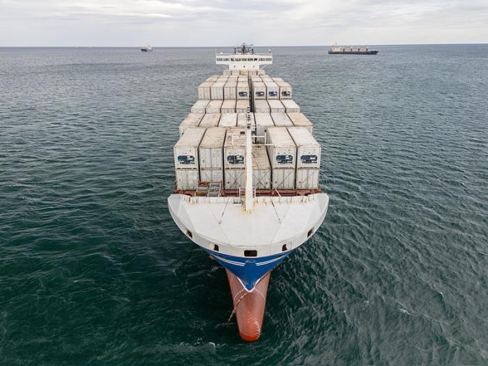 物件音像制品由中国深圳选择海路运输到英国曼彻斯特 物件音像制品由中国深圳选择海路运输到英国曼彻斯特