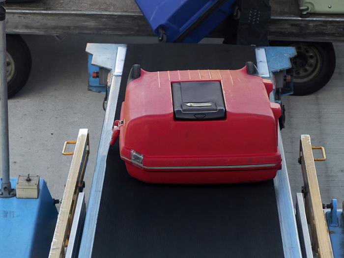 货品灯具、照明装置及其零件从中国上海采取海运抵达到英国埃克塞特