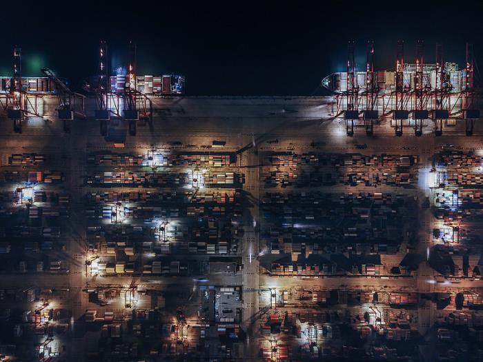 货品未锻轧铜及铜材由中国深圳采用海洋轮船驳运到英国伦敦