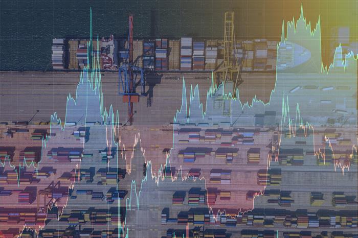 产品纯电动客车（10座及以上）由宁波选用船运运到英国斯托克