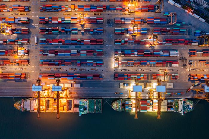 货物音视频设备的零件由中国上海挑选海运航线输送到英国达文特里