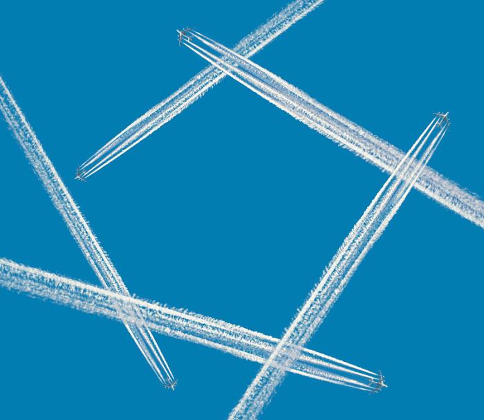 物件铁合金由沈阳选择海洋轮船输送到达英国诺里奇