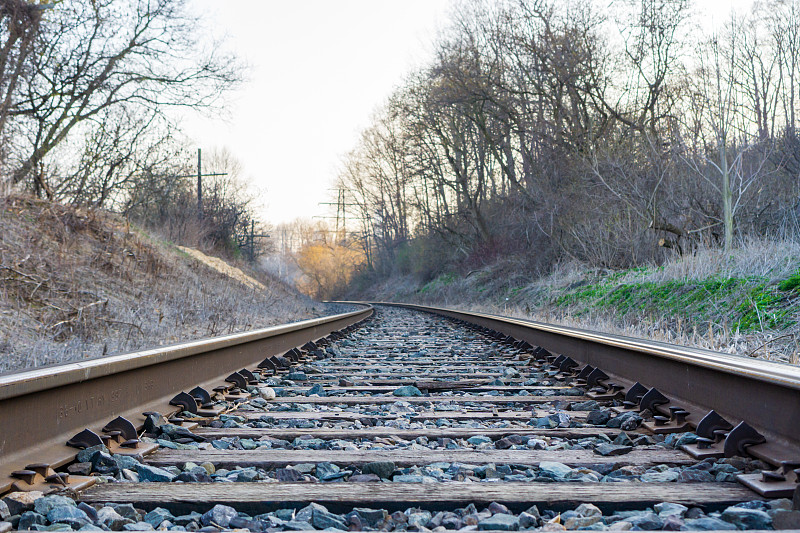 大连到印度尼西亚比亚克送货到门专线