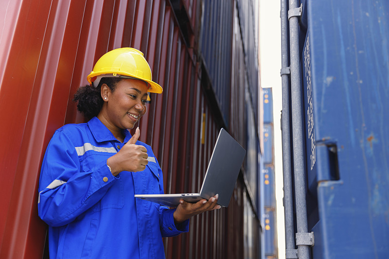 中国济南印度尼西亚马辰拼箱海运快速专线