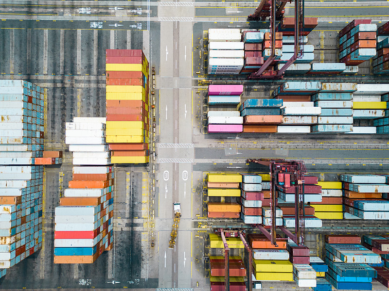 乌鲁木齐印尼泗水铁路联运城市专线