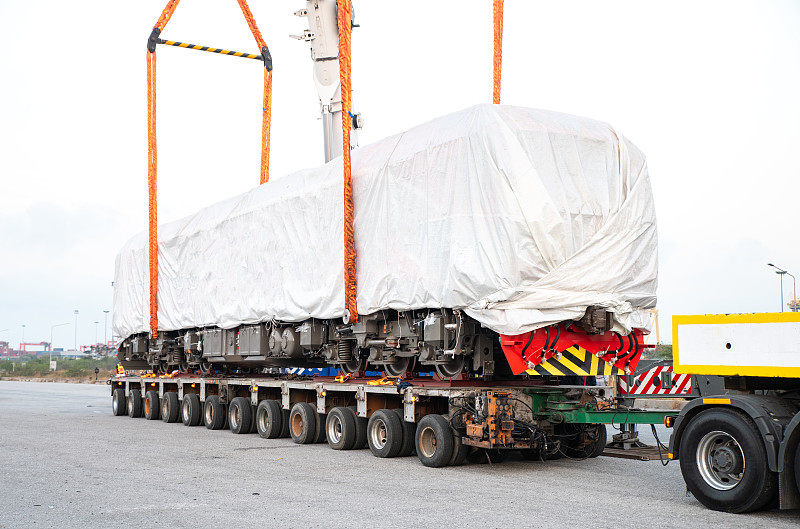 中国深圳印度尼西亚泗水海运卡派快速专线