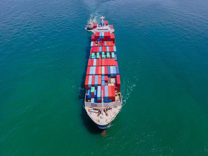 关于目的港装箱提柜配送费如何避免额外费用