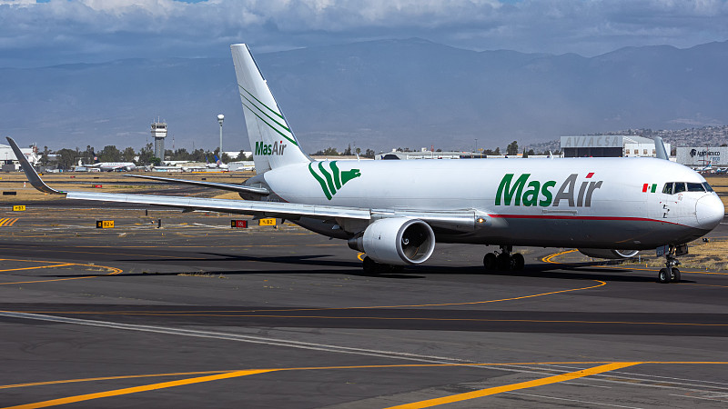 经过中国上海把1kg东西邮寄到印尼印尼