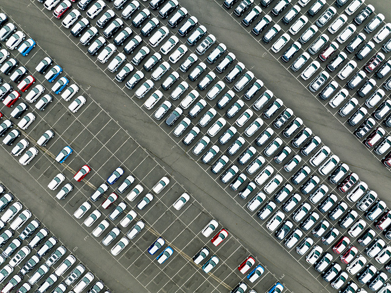 通过中国深圳涂料寄到印度尼西亚泗水