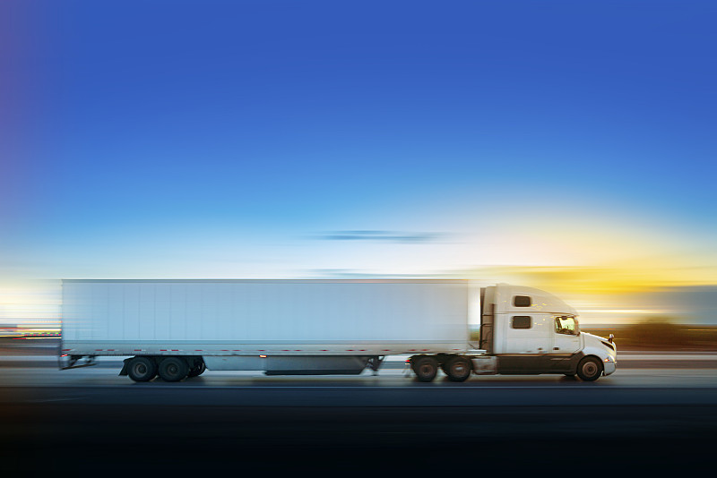 通过中国东莞液体寄到印度尼西亚