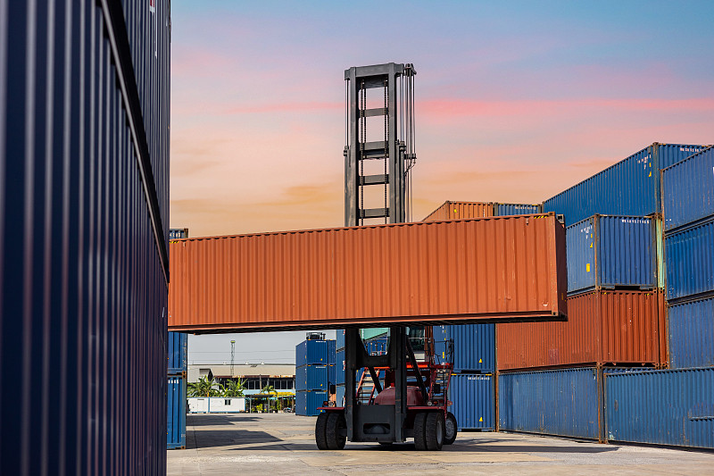 经过深圳婴儿奶粉寄到印尼