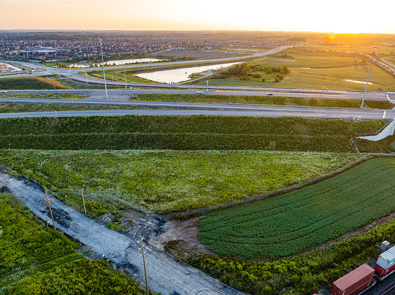通过中国合肥将白酒寄到印度尼西亚巴淡