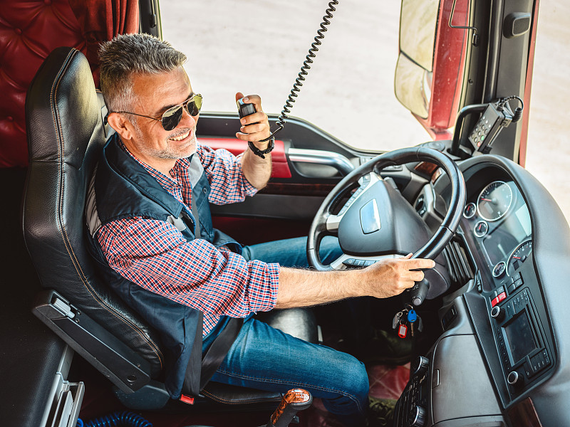 经由哈尔滨将家居用品邮寄到印尼印尼