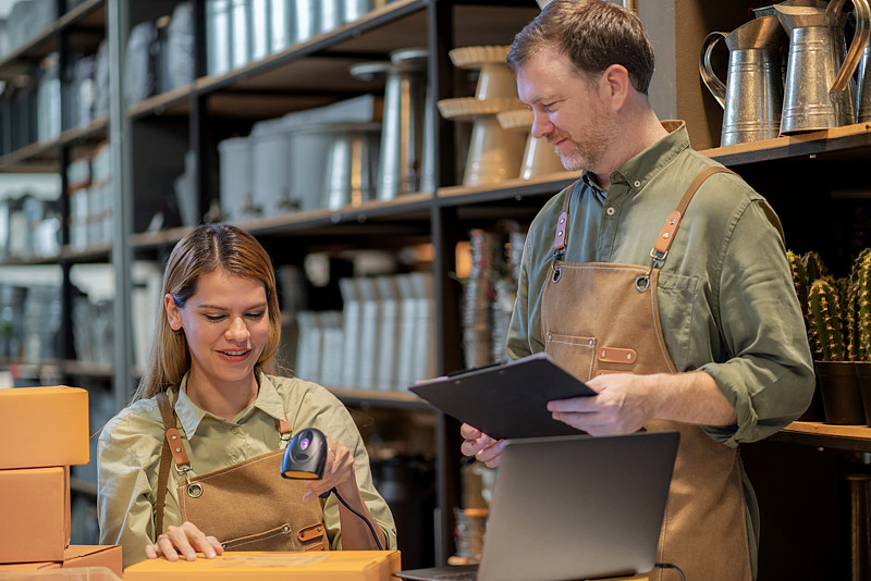 经由中国长沙把敏感货物寄到印度尼西亚玛琅