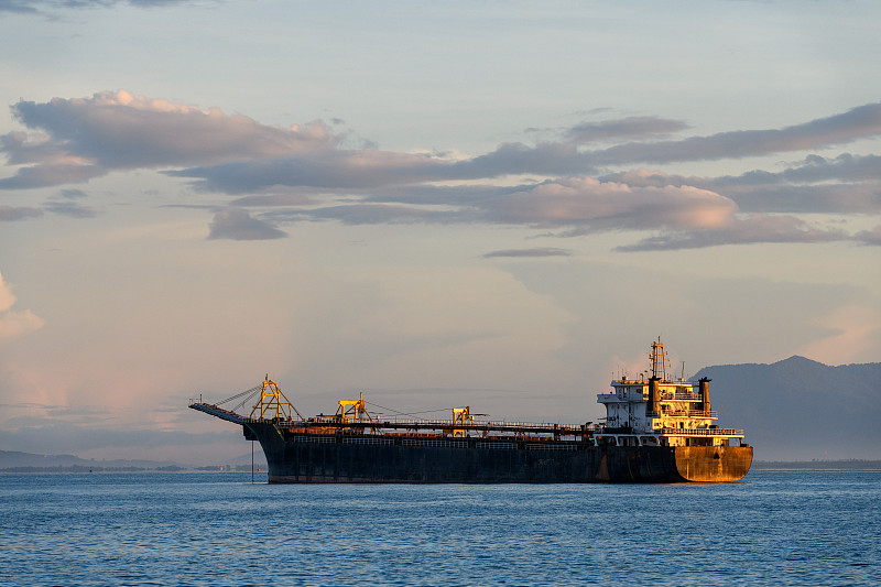 从广州把茶具寄到印度尼西亚比亚克