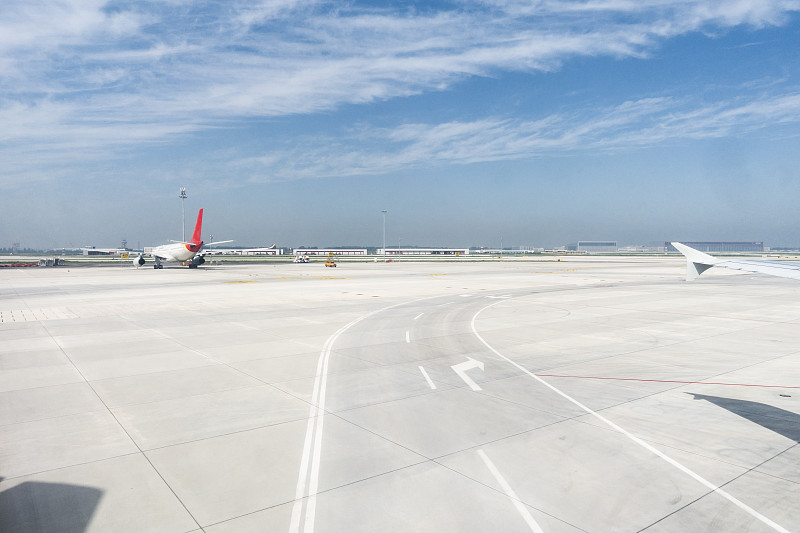 通过中国福州奢侈品邮寄到印尼日惹