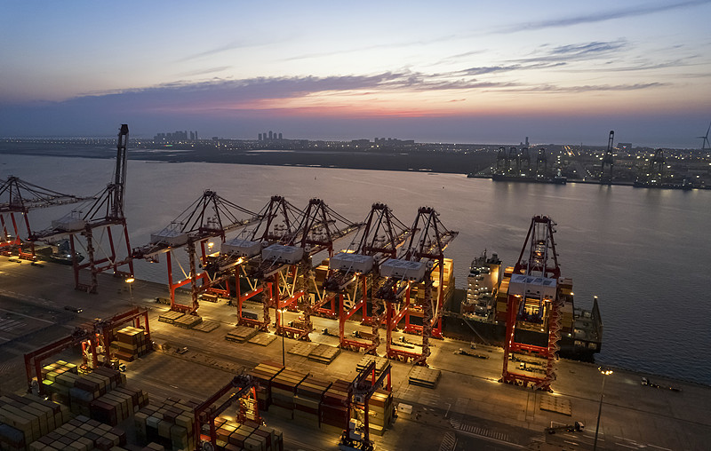 中国哈尔滨海运快件至送至印度尼西亚马辰物流运输 中国哈尔滨海运快件至送至印度尼西亚马辰物流运输