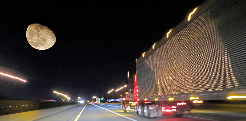 从厦门香烟邮寄到印度尼西亚万隆