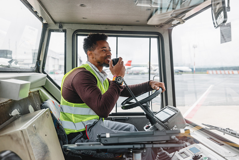 从中国杭州将方便食品邮寄到印尼望加锡