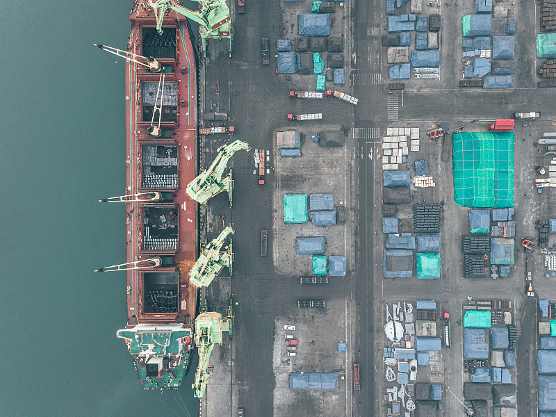 经由中国杭州将胶水邮寄到印度尼西亚三宝垄