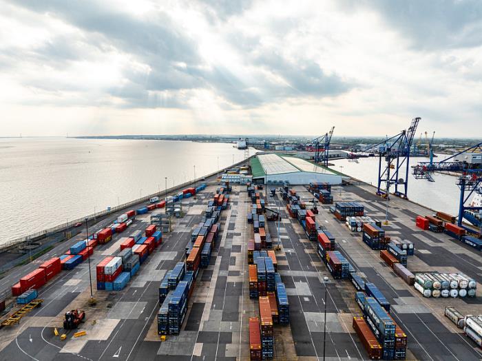 沙特巴赫里将与埃及苏伊士运河建立海上运输