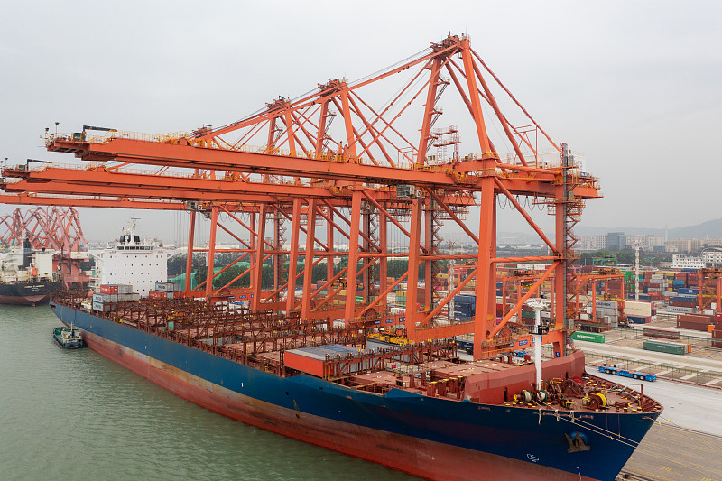 通过中国上海危险品邮寄到印尼索龙