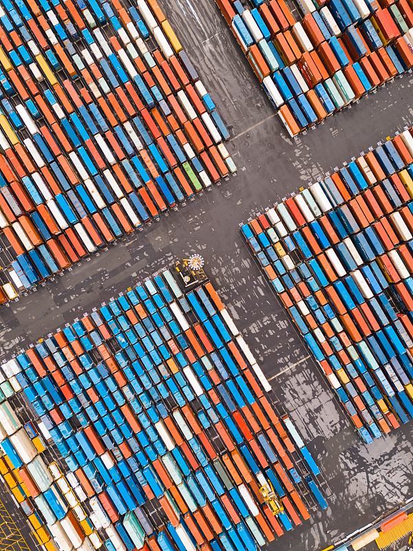 经过中国广州茶几寄到印尼巴厘巴板