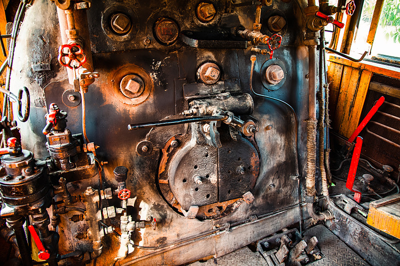 经过中国南京把支票寄到印度尼西亚 经过中国南京把支票寄到印度尼西亚