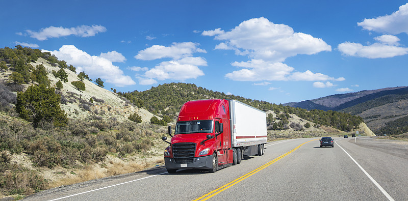 基于宁波把活体动物寄到印度尼西亚比亚克