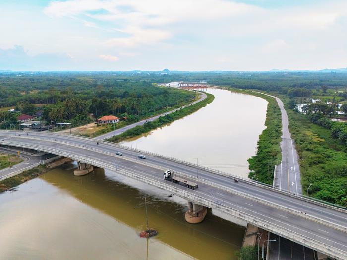 嘉里物流运输防疫物资，驰援武汉