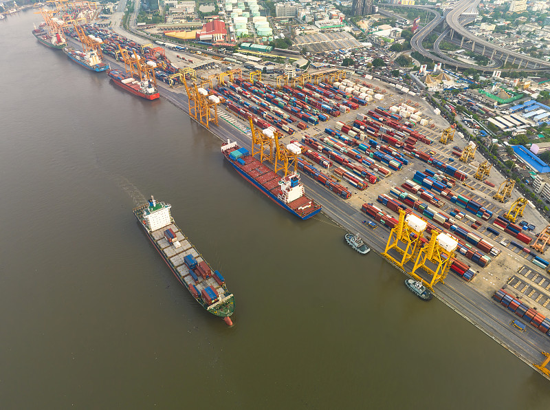 乌鲁木齐空运物流到运载至印尼印尼快运