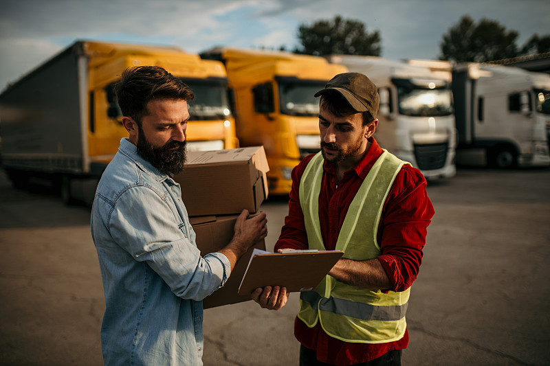 从中国广州把磁铁寄到印度尼西亚泗水