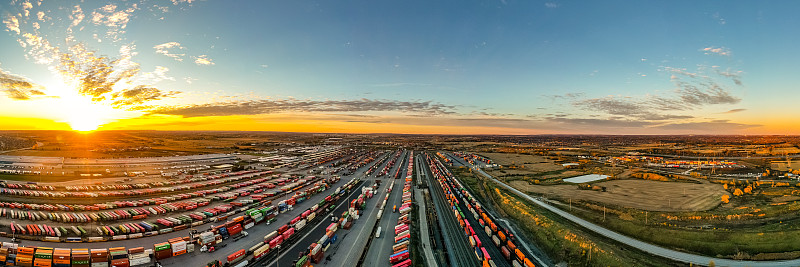 经由中国天津敏感货物寄到印度尼西亚三宝垄