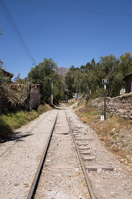 经过上海把海鲜邮寄到印尼班达亚齐
