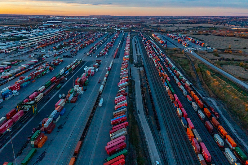 通过苏州将大米寄到印尼龙目岛