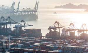 物品存储设备从中国深圳采取货轮输送到北欧哥本哈根