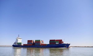 产品电子电器从中国惠州启用货船驳运到美国纽约