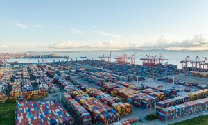 商品乘用车从中国聊城选择航运配送到日本福冈