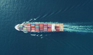 商品酒类由中国重庆采用海运输送到北欧奥斯陆