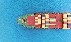 物品磷酸二氢铵从中国珠海采用货轮快运到法国巴黎